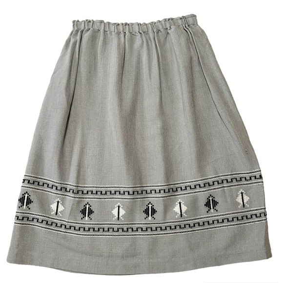 Vintage Dresses & Skirts - Vintage Gray Embroidered Skirt M
